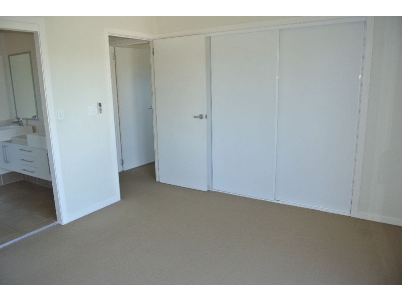 1/27 Anzac Road, Carina Heights QLD 4152