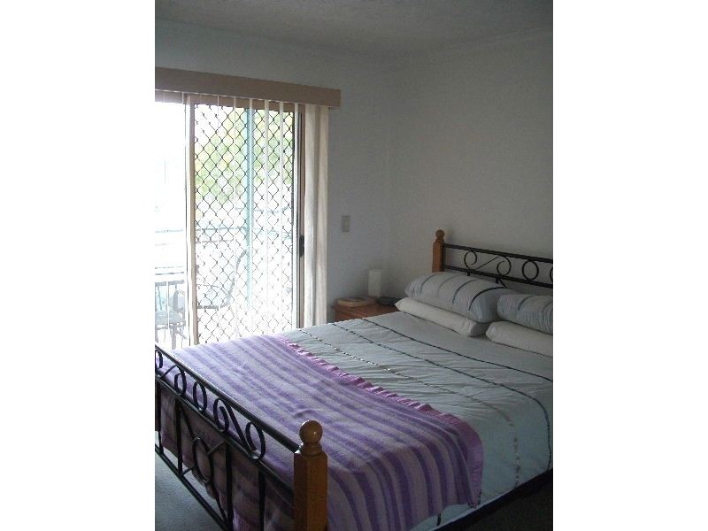 45 McLay Street, Coorparoo QLD 4151