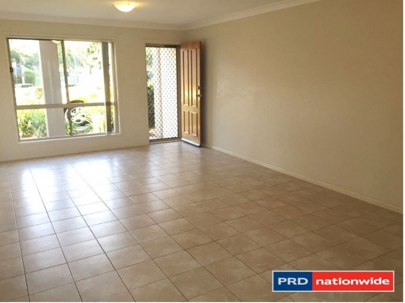 2/5 Hilltop Court, Carina QLD 4152