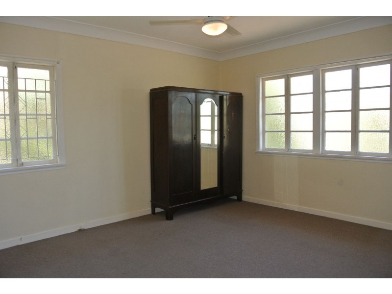 52 Arrol Street, Camp Hill QLD 4152