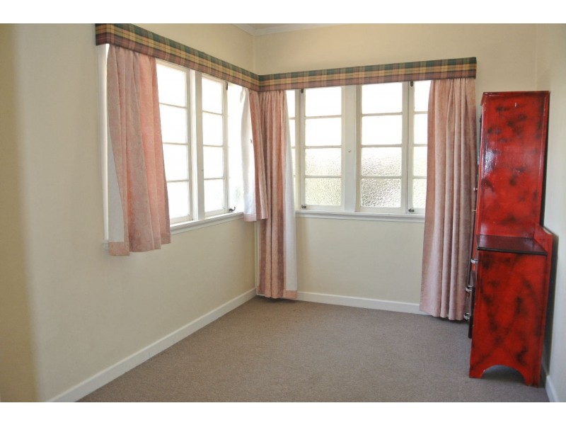 52 Arrol Street, Camp Hill QLD 4152