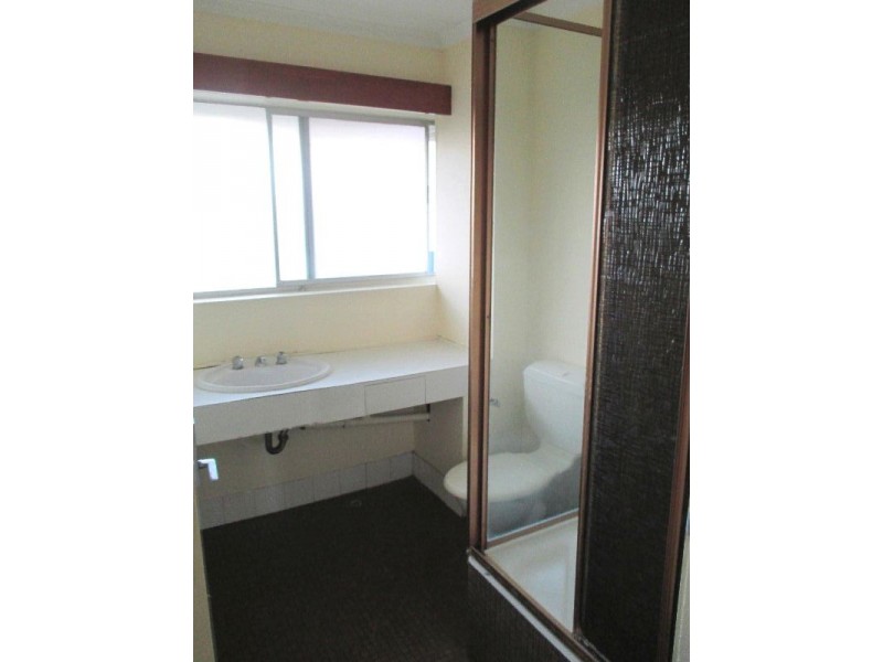 3/183 Nursery Road, Holland Park QLD 4121