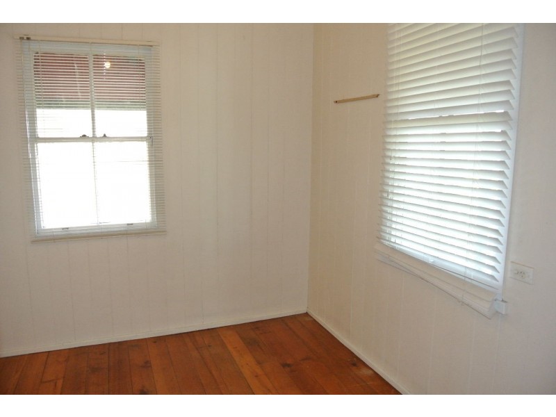 139 Temple Street, Coorparoo QLD 4151