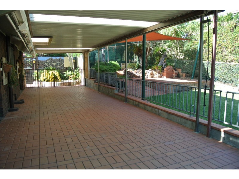 24 Hartigan Street, Belmont QLD 4153