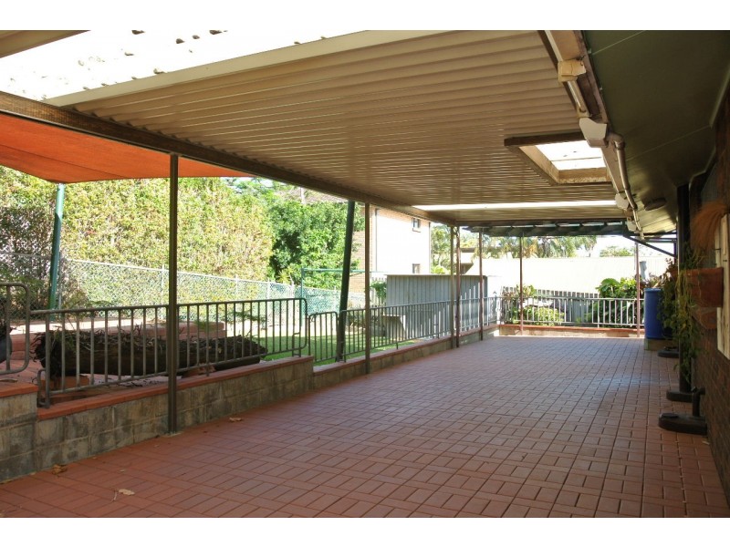 24 Hartigan Street, Belmont QLD 4153