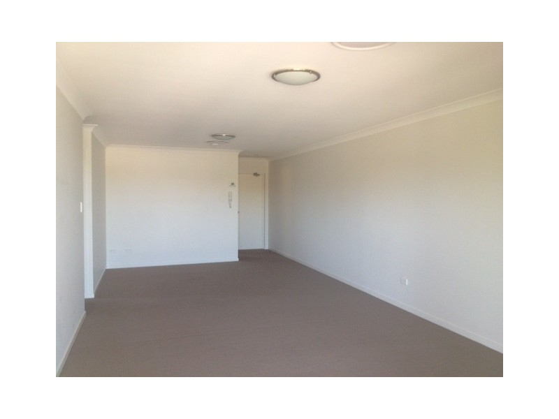 8/24 Dickenson Street, Carina QLD 4152