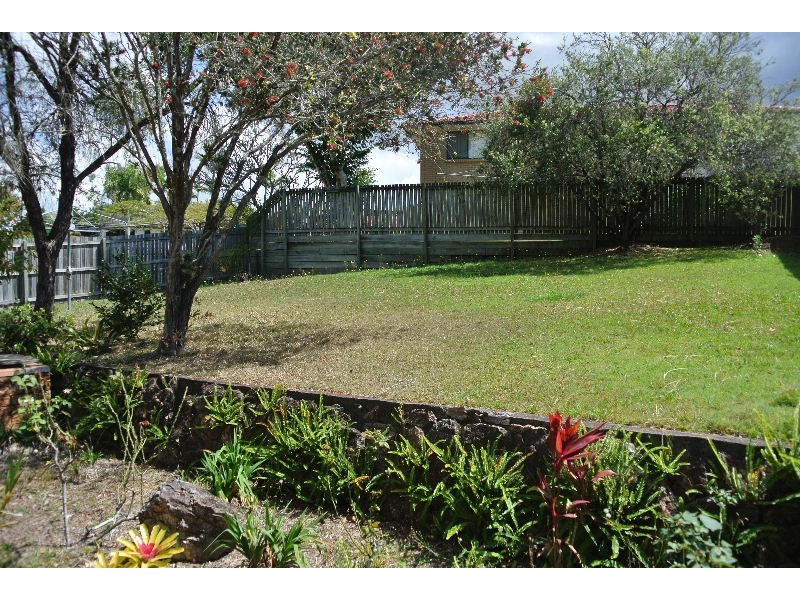 51 Bedivere Street, Carindale QLD 4152