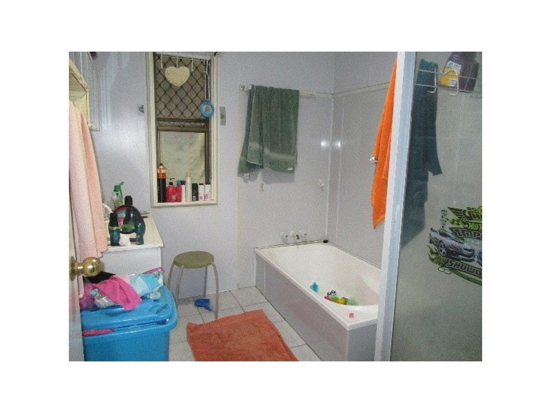 21 Bineen Street, Carina QLD 4152