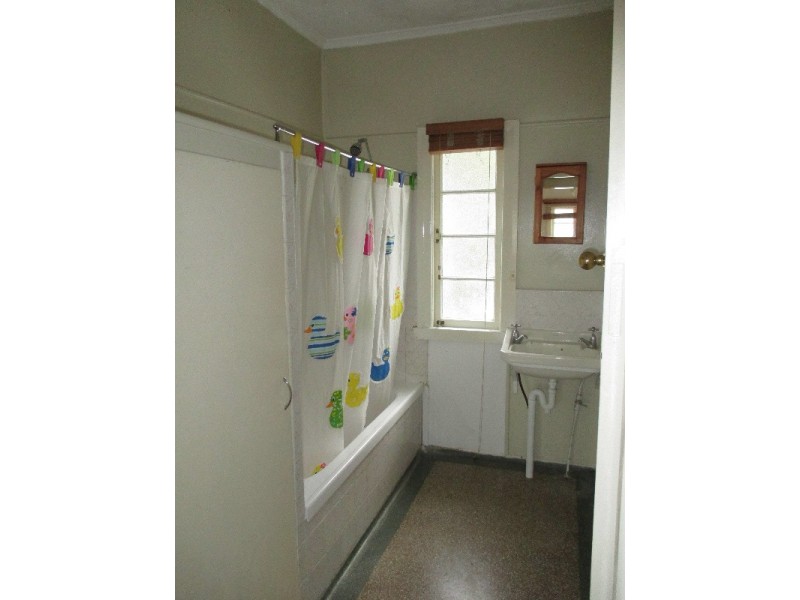 219 Stanley Road, Carina QLD 4152