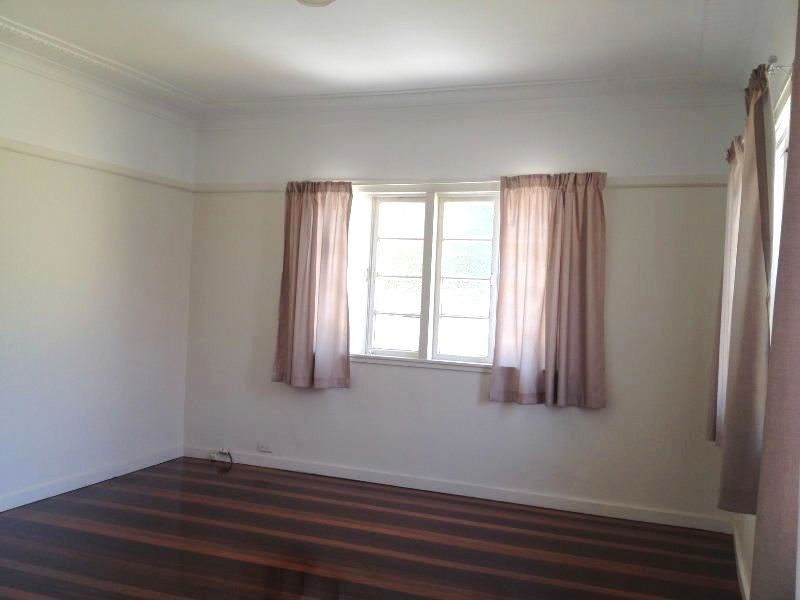 244 Bennetts Road, Norman Park QLD 4170