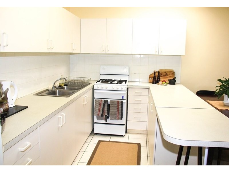 1/27 York Street, Coorparoo QLD 4151