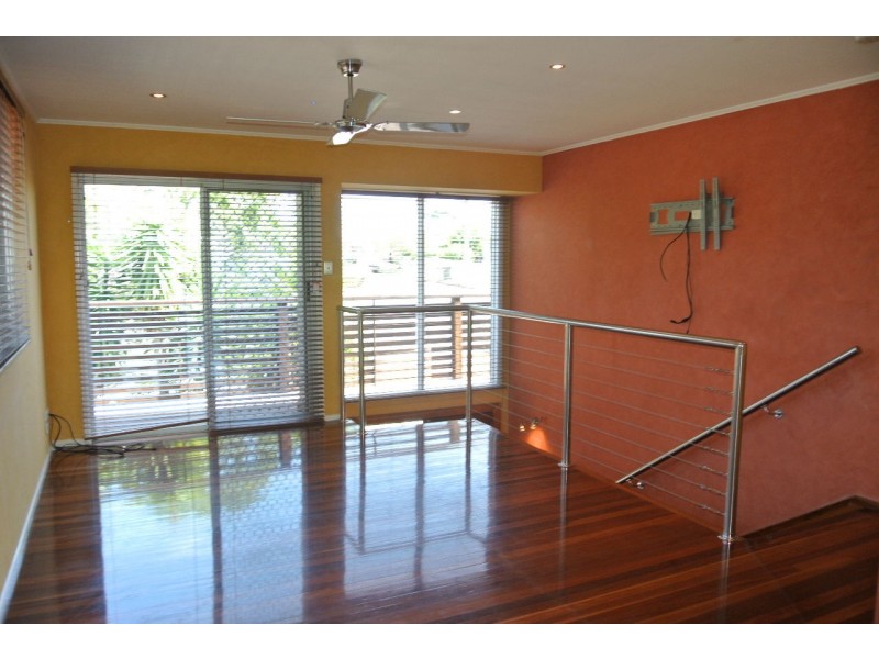 34 Mee Street, Carina QLD 4152