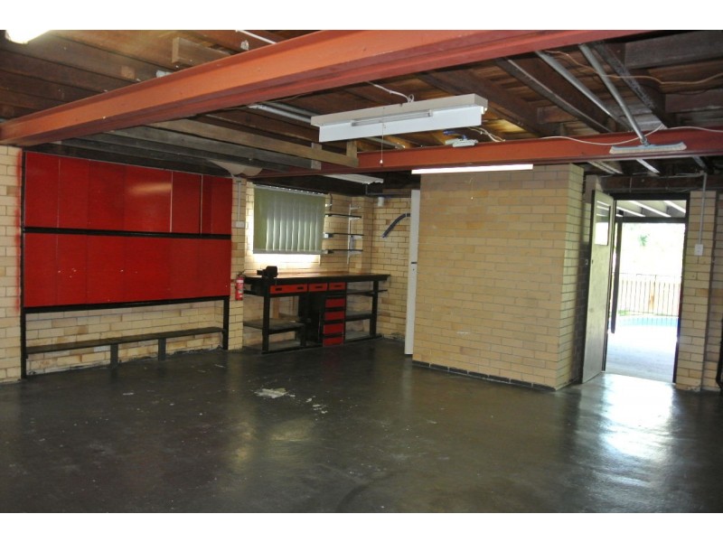 34 Mee Street, Carina QLD 4152