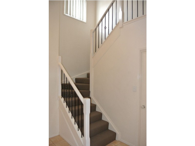 6/2 Prudence Court, Carina QLD 4152