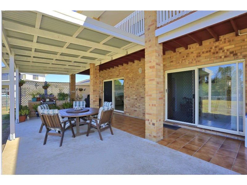 50 Hunter Street, Burnett Heads QLD 4670