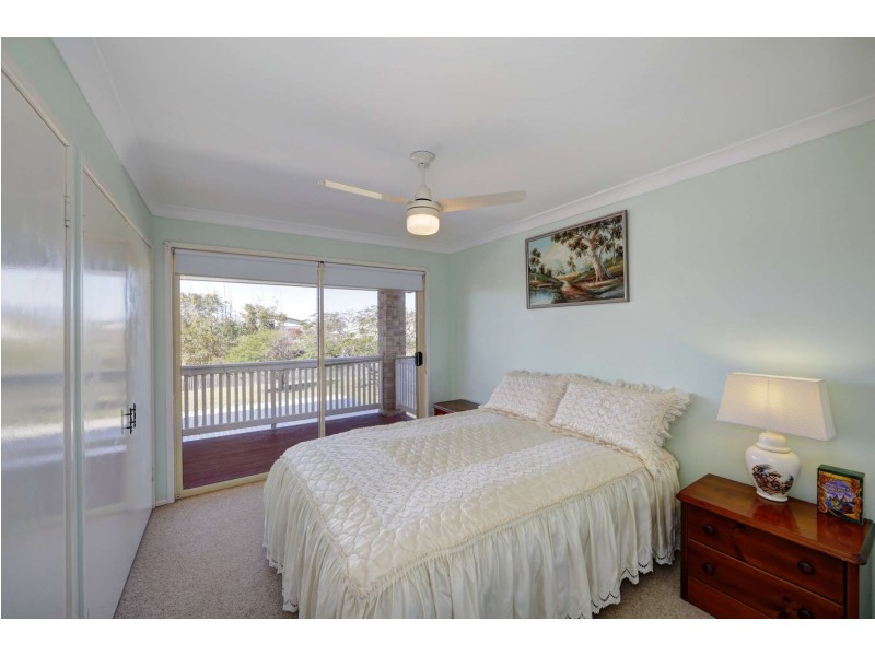 50 Hunter Street, Burnett Heads QLD 4670