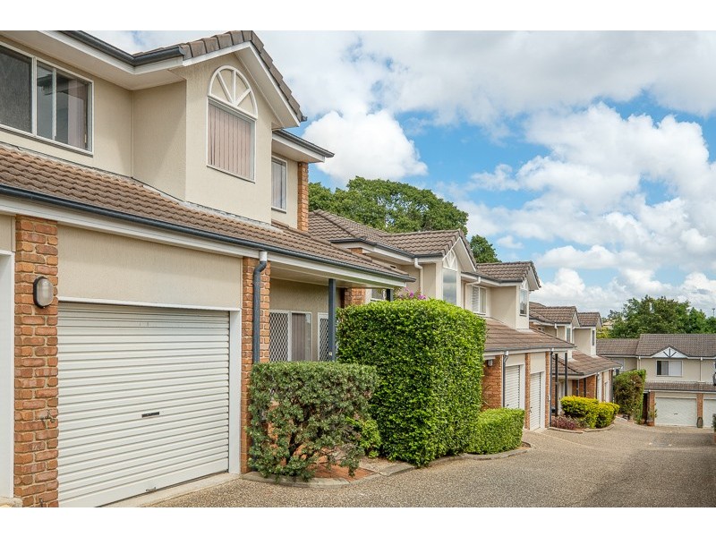 2/35 Daniells Street, Carina QLD 4152