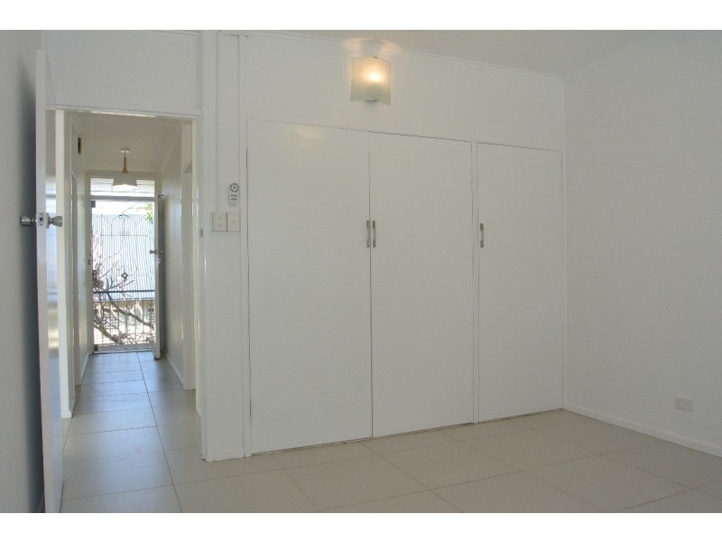 6/207 Cavendish Road, Coorparoo QLD 4151