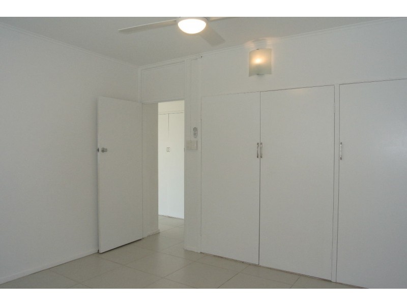 6/207 Cavendish Road, Coorparoo QLD 4151