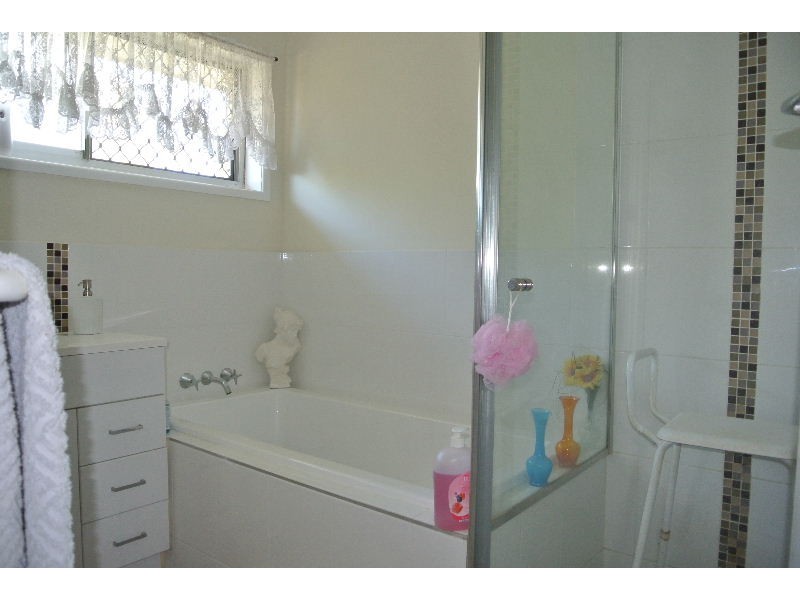 6 Tirrabella Street, Carina Heights QLD 4152