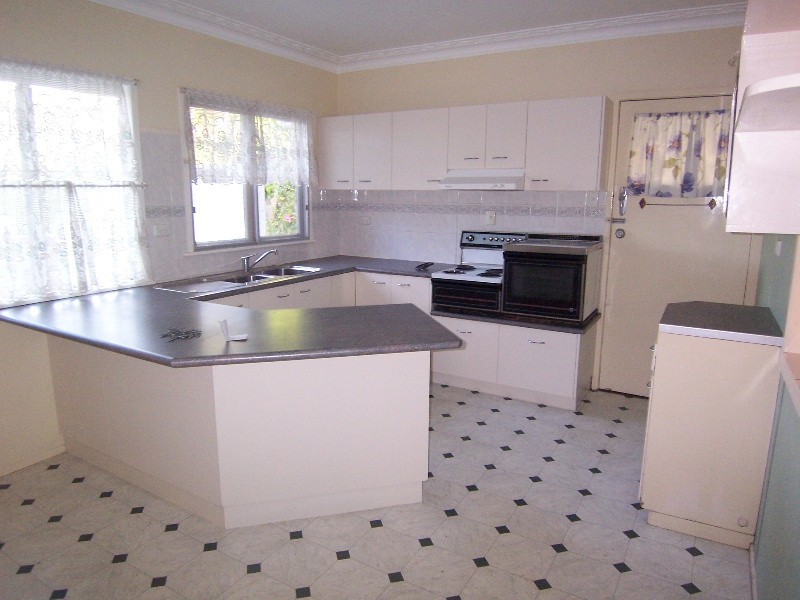 90 Stanton Street, Cannon Hill QLD 4170