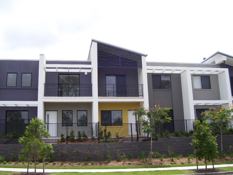 105/16 Surburbiton Court, Carindale QLD 4152