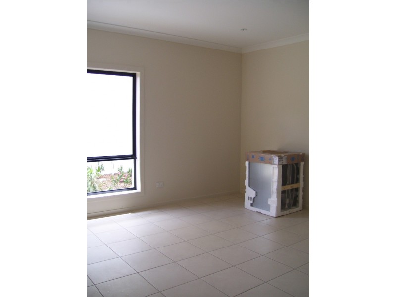 105/16 Surburbiton Court, Carindale QLD 4152