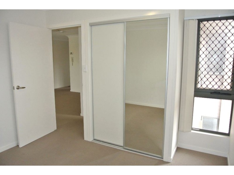 3/24 Dickenson Street, Carina QLD 4152