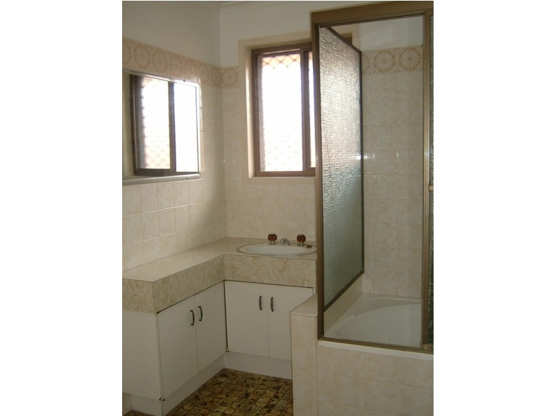 6 Edred Street, Carindale QLD 4152