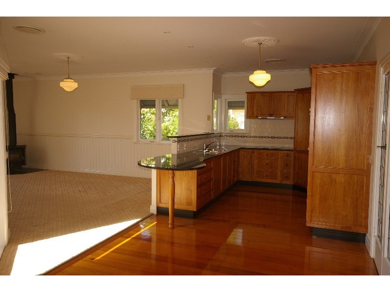 Holland Park QLD 4121