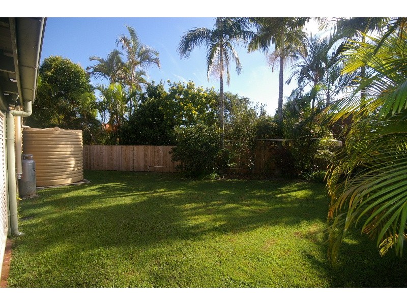 11 Caldicot Place, Carindale QLD 4152