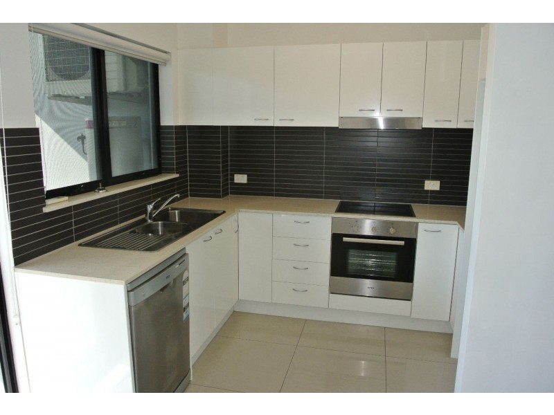 3/5 Ivanhoe Street, Annerley QLD 4103