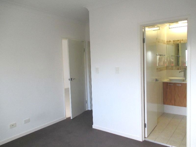 3/5 Ivanhoe Street, Annerley QLD 4103