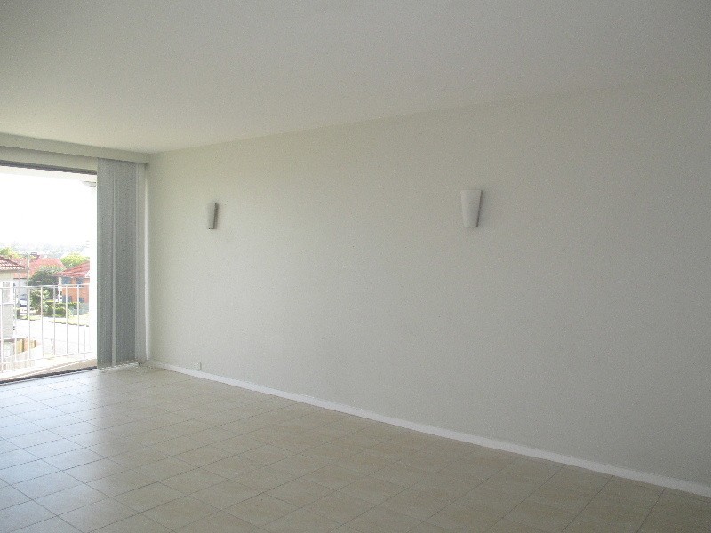 10/223 Cavendish Road, Coorparoo QLD 4151