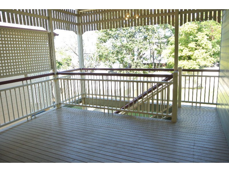 35 Wyena Street, Camp Hill QLD 4152