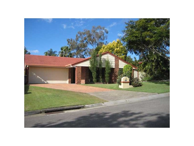 4 Edred Street, Carindale QLD 4152