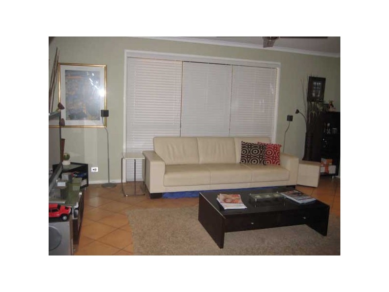 4 Edred Street, Carindale QLD 4152