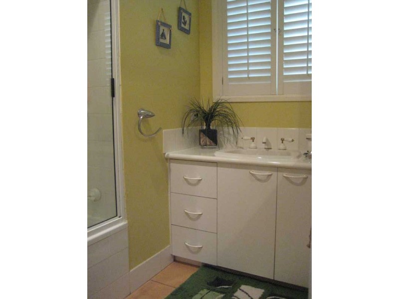 4 Edred Street, Carindale QLD 4152