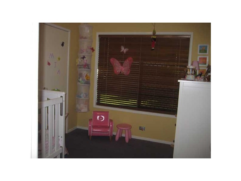 4 Edred Street, Carindale QLD 4152