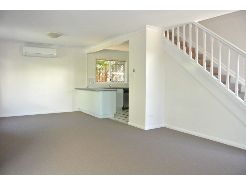 3/4 Key Street, Morningside QLD 4170