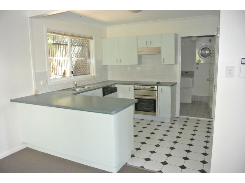 3/4 Key Street, Morningside QLD 4170