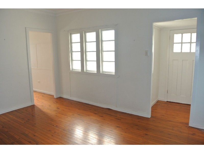 897 Old Cleveland Road, Carina QLD 4152