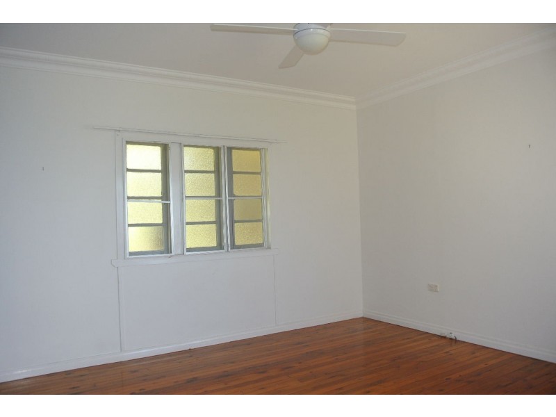 897 Old Cleveland Road, Carina QLD 4152