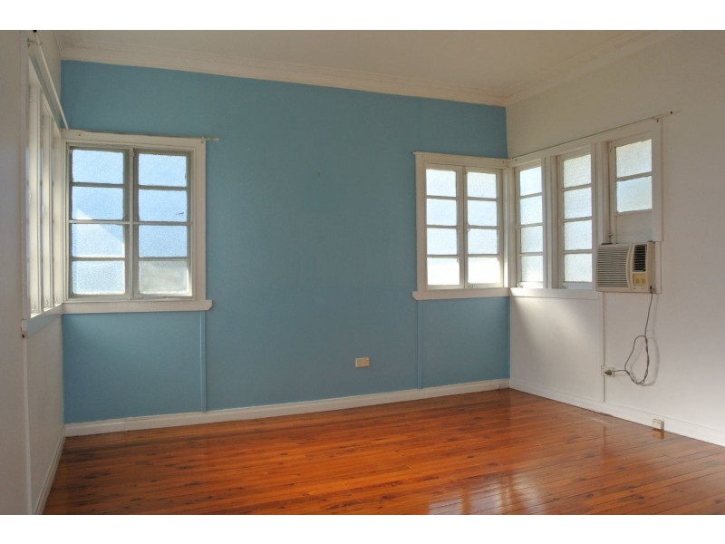 897 Old Cleveland Road, Carina QLD 4152