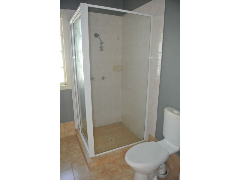 897 Old Cleveland Road, Carina QLD 4152