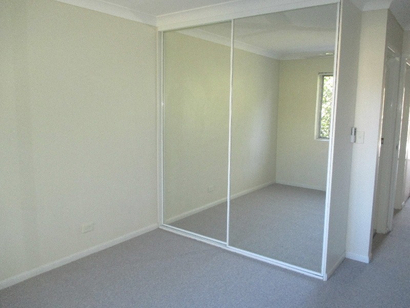 8/102 Pembroke Road, Coorparoo QLD 4151