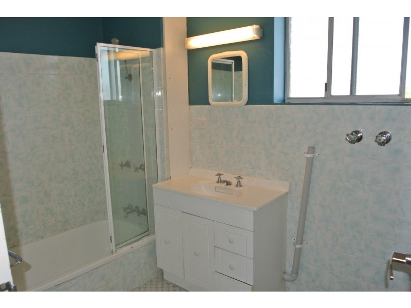 6/23 Holland Street, Greenslopes QLD 4120