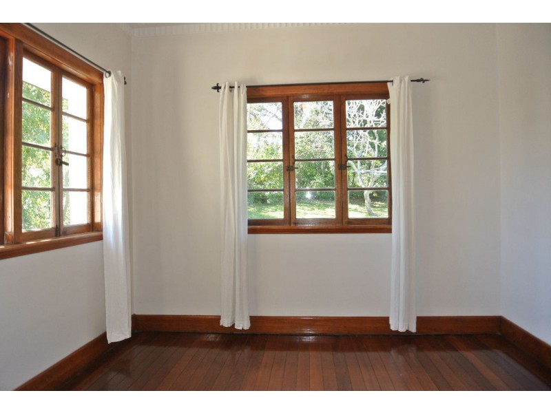 36 Meridian Street, Coorparoo QLD 4151