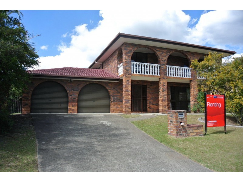 12 Lindisfarne Street, Carindale QLD 4152
