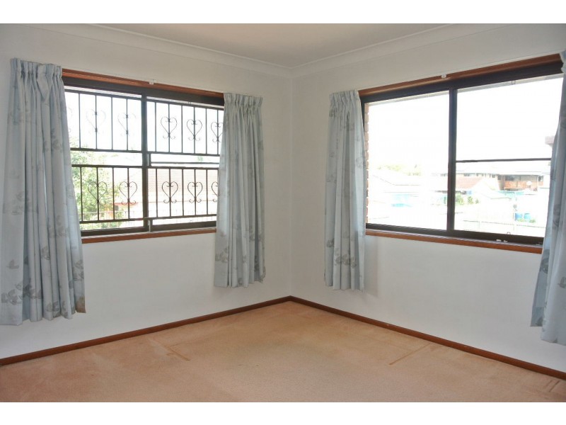 12 Lindisfarne Street, Carindale QLD 4152
